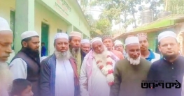 ৩৮ বছর ইমামতি শেষে ফুলসজ্জিত গাড়িতে ইমামের রাজকীয় বিদায়